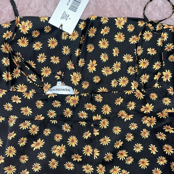 WeWoreWhat Womens Ditsy Daisies Cowl Midi Satin Dress - Picture 6 of 6